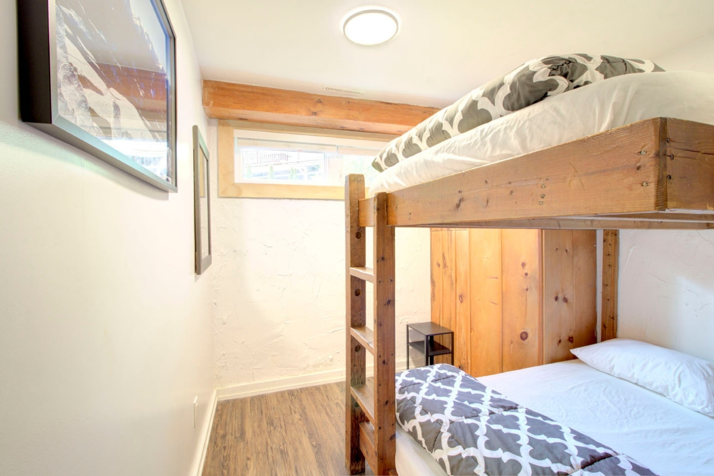 Blue Mountain Chalet