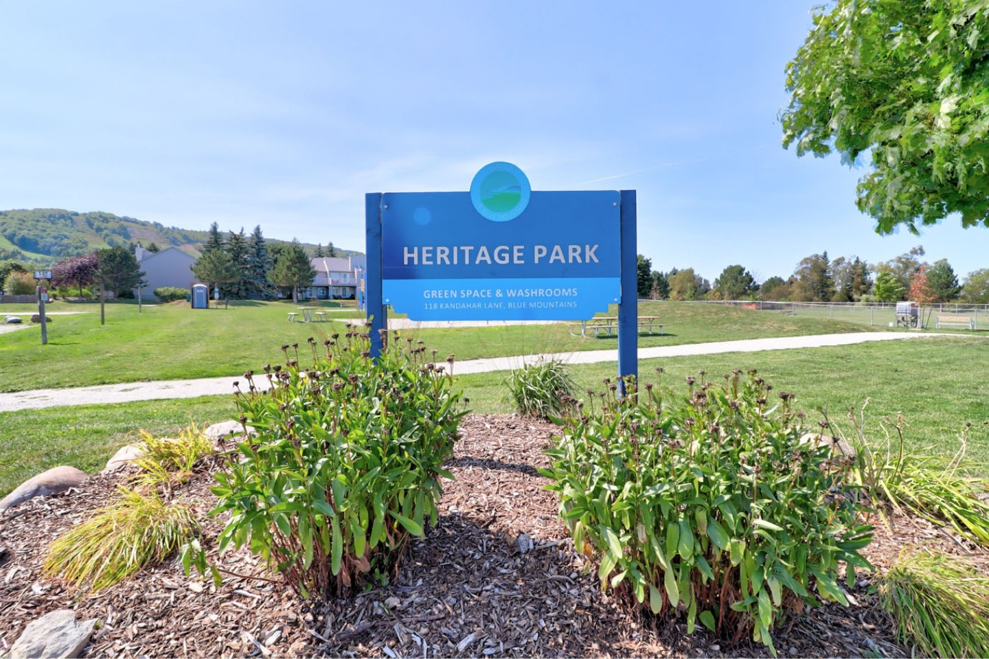 Blue Mountain Chalet